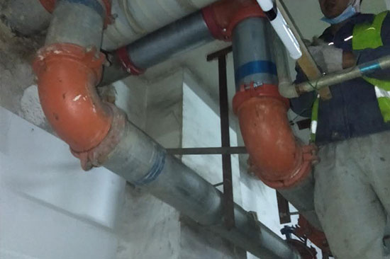 老酒店新装修改动消防后必须符合最新消防规范吗?