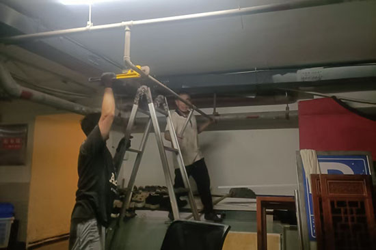办公楼消防工程施工流程与现场作业